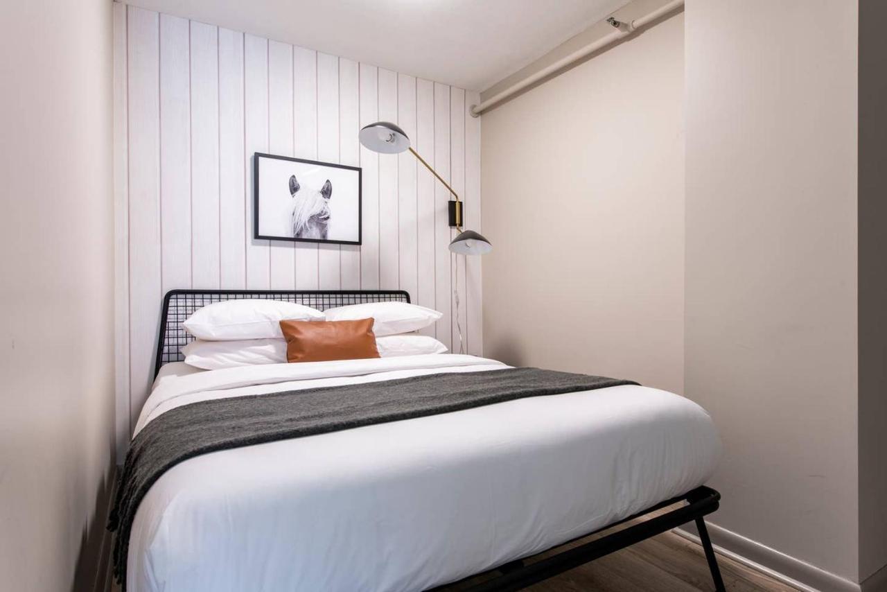 Abode Vue At 3Rd Downtown Loft Style Suite + Sleeper Sofa Louisville Esterno foto